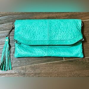COPY - Bifold embossed Sea Green leather purse one zipper does not have a pull.
